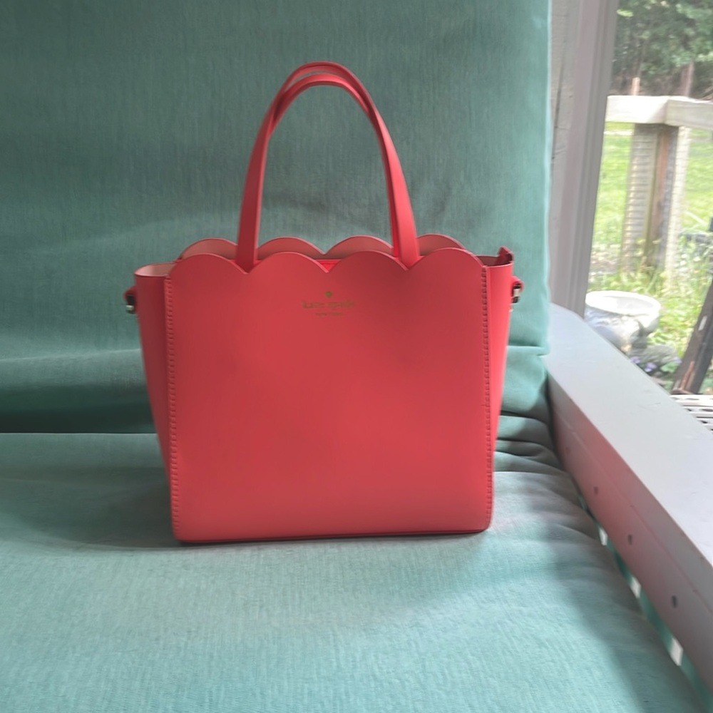 Kate Spade Zip Purse with Scalloped Top